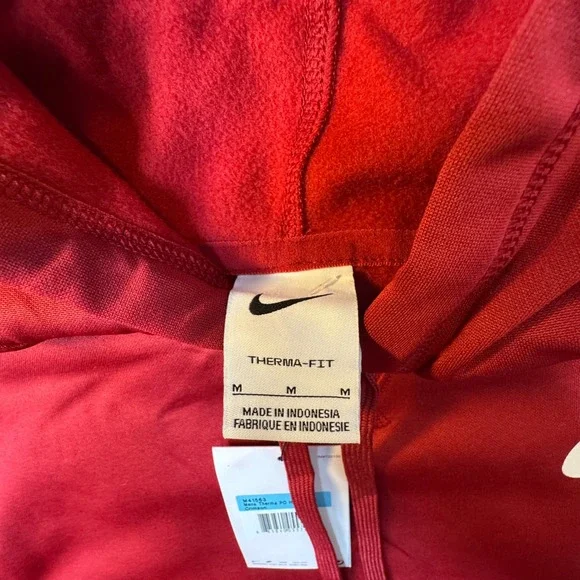 Nike Swoosh Logo Hoodie Therma Fit Crimson Red Pullover Mens‎ Medium Streetwear - Picture 3 of 9